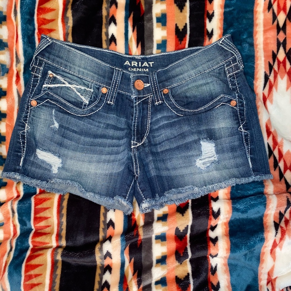 Ariat Denim Boyfriend Shorts -26R